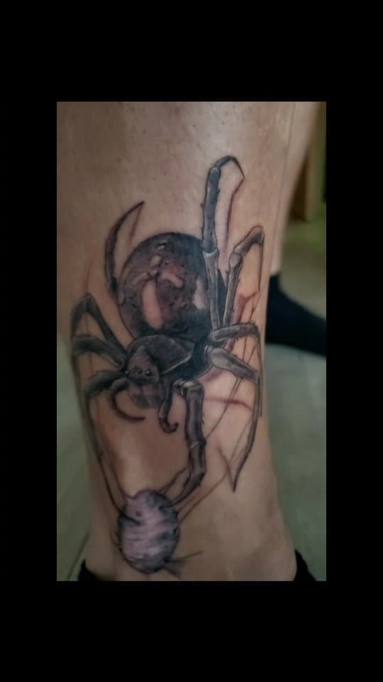 Tatouage par Marécage Tattoo