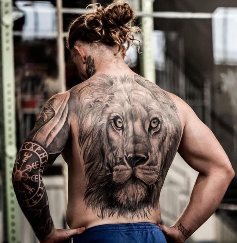 Tatouage de Marie Poke Ink