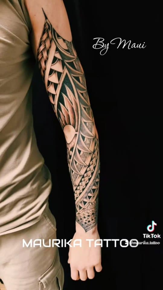 Tatouage de MAURIKA TATTOO