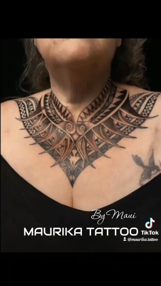 Tatouage de MAURIKA TATTOO