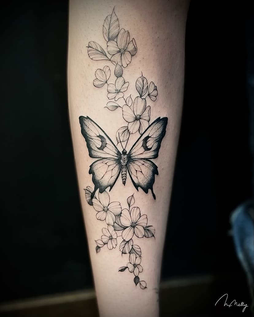 Tatouage de Miss Nelly Tattoo Shop