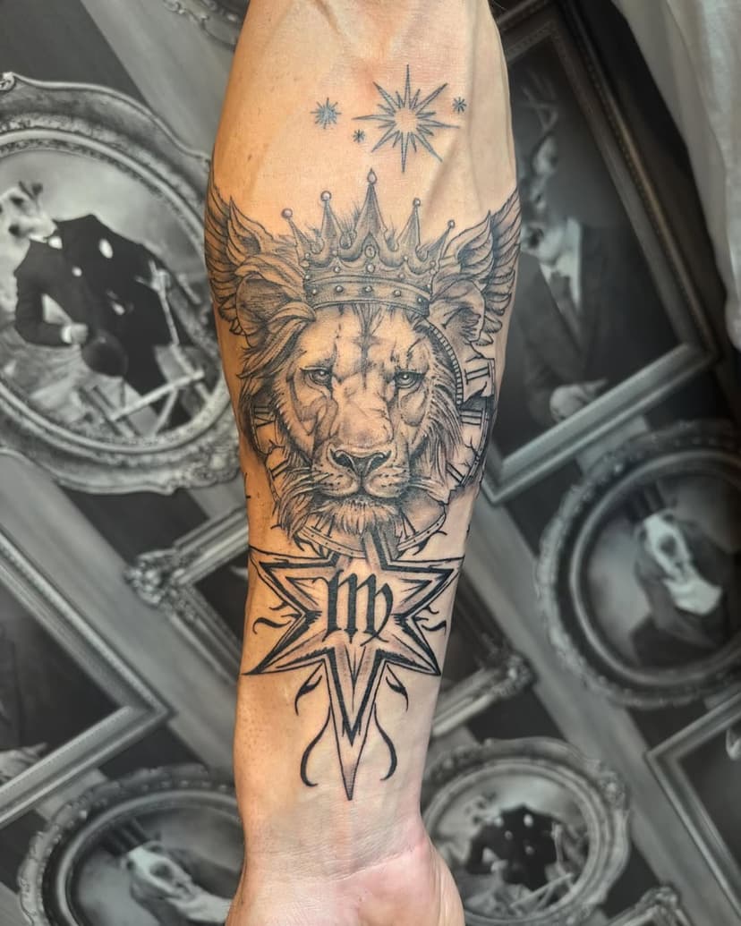 Tatouage de Mountain Tattoo