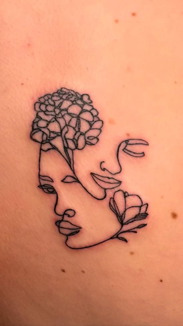 Tatouage de Pauline Balsac TATOUAGE, MAQUILLAGE PERMANENT & RÉHAUSSEMENT DE CILS