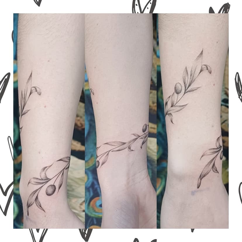 Tatouage de Pink Up tattoo studio privé