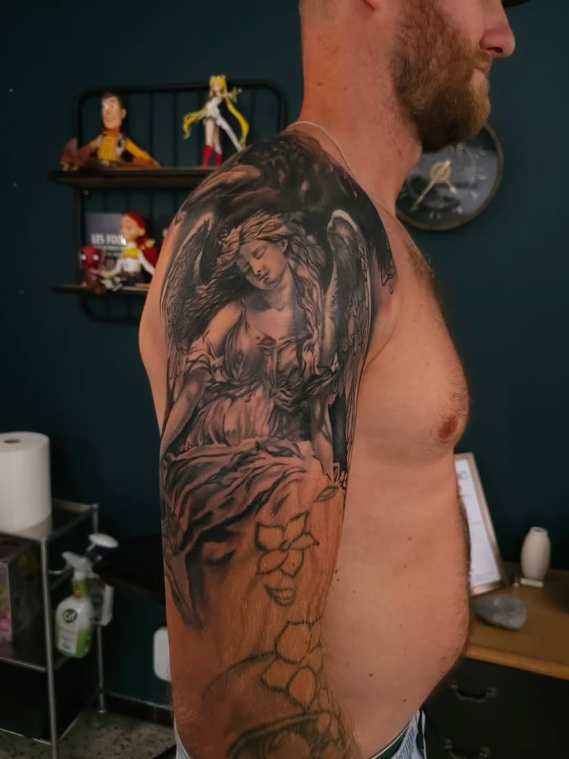 Tatouage de Profane Tattoo