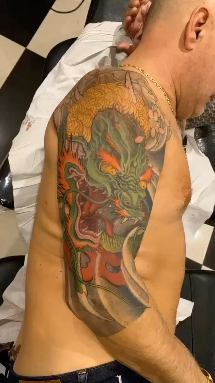 Tatouage de Valdeck Tattoo Nice