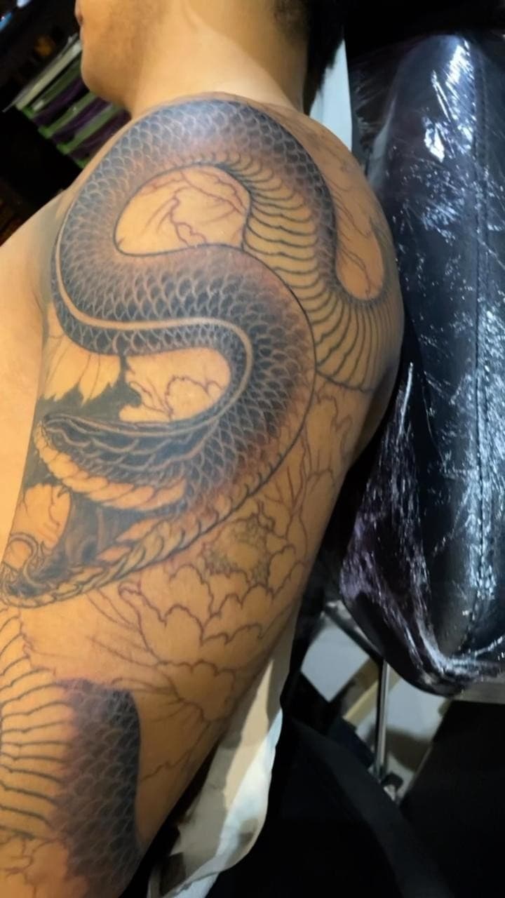 Tatouage de Valdeck Tattoo Nice