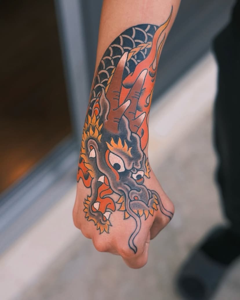 Tatouage de Studio The Hive