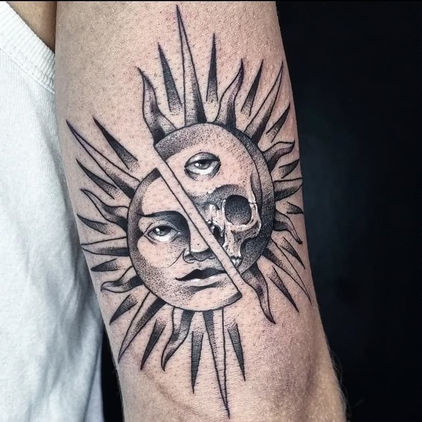 Tatouage de RECIDIVE TATTOO CLUB