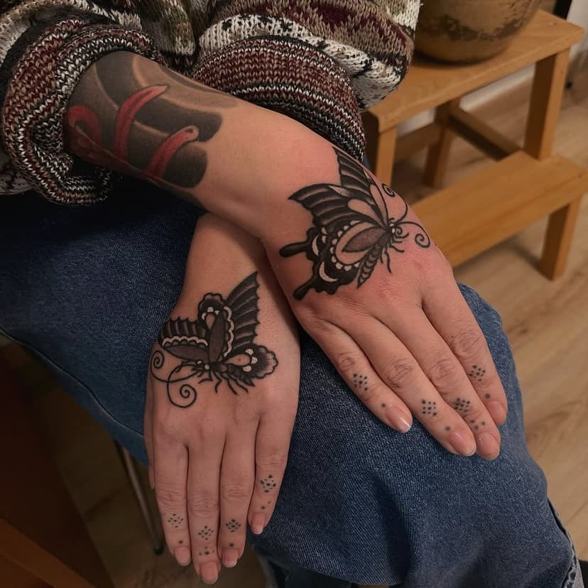 Tatouage de Romain Tattooing - atelier privé de tatouage