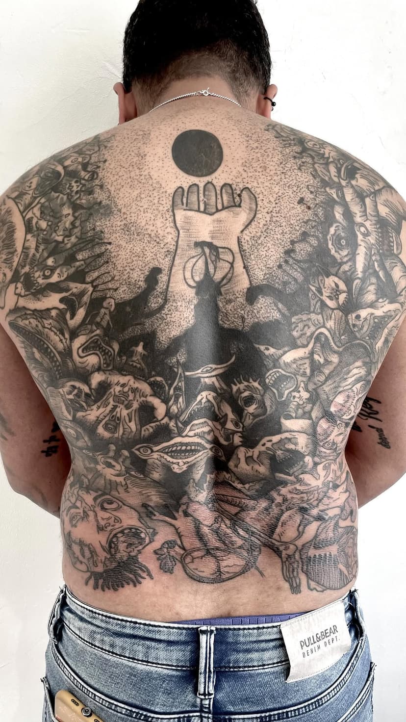 Tatouage de ROUGETNOIR TATTOO