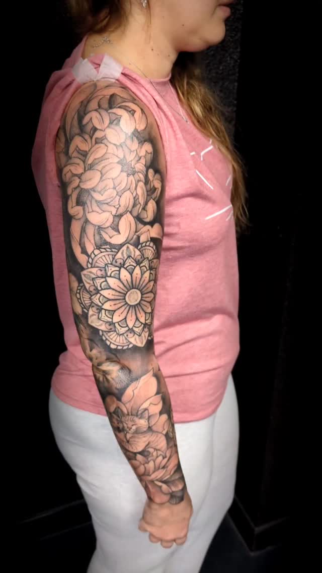 Tatouage de Roukin Tattoo Shop