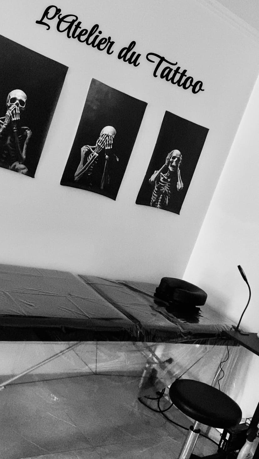 Tatouage de L'atelier du tattoo