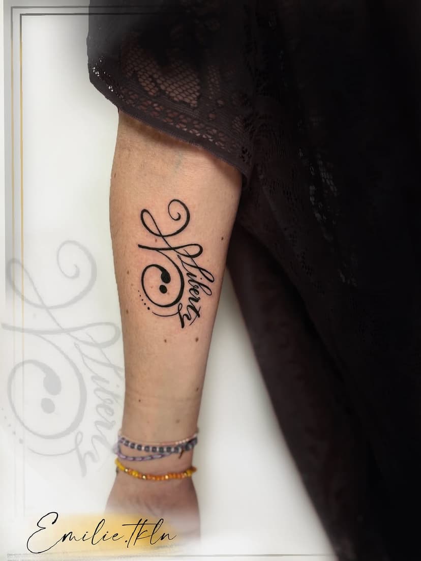 Tatouage de SeedSyndrome Tattoo Shop