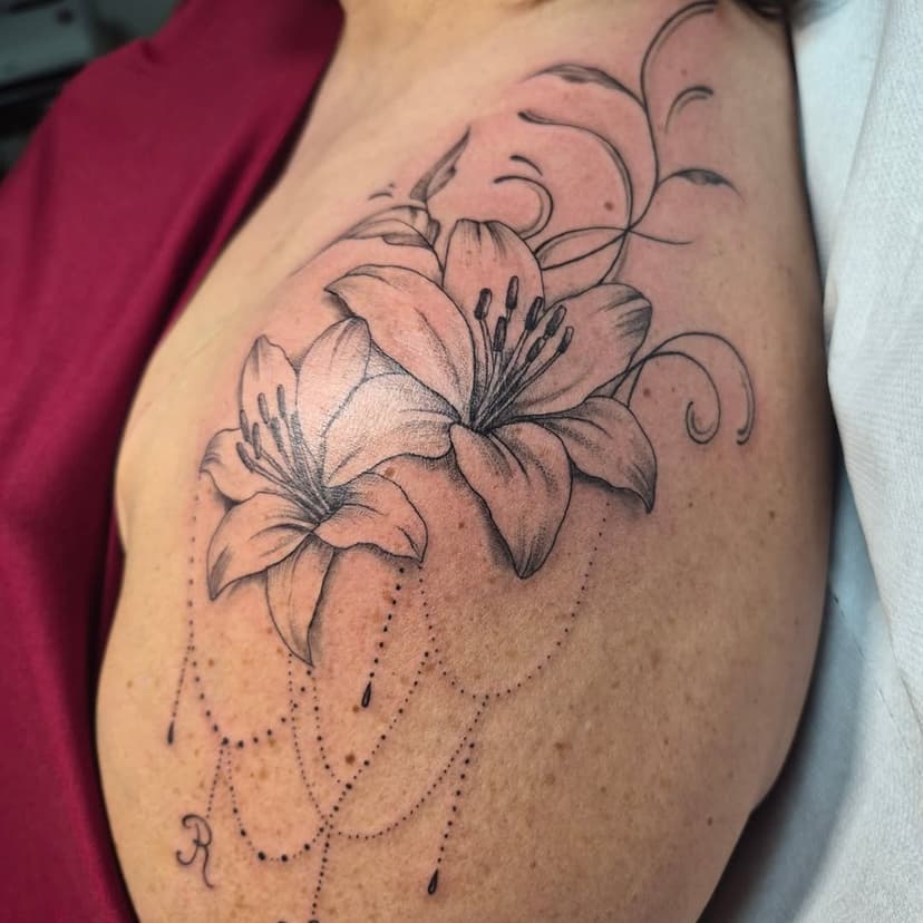 Tatouage de Séve tattoo studio