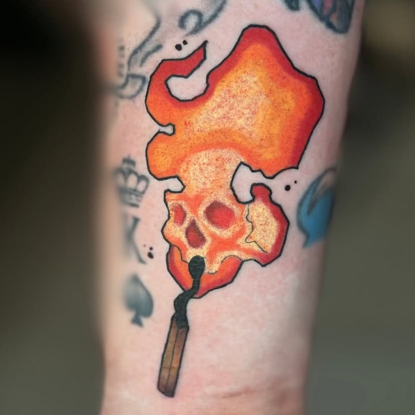 Tatouage de Silence Tattoo | Color Valley Tattoo Atelier