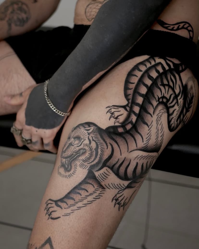 Tatouage de SJ Tattoo