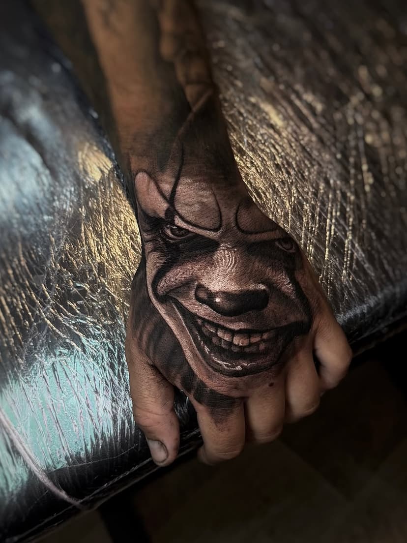 Tatouage de SOS TATTOO YOU