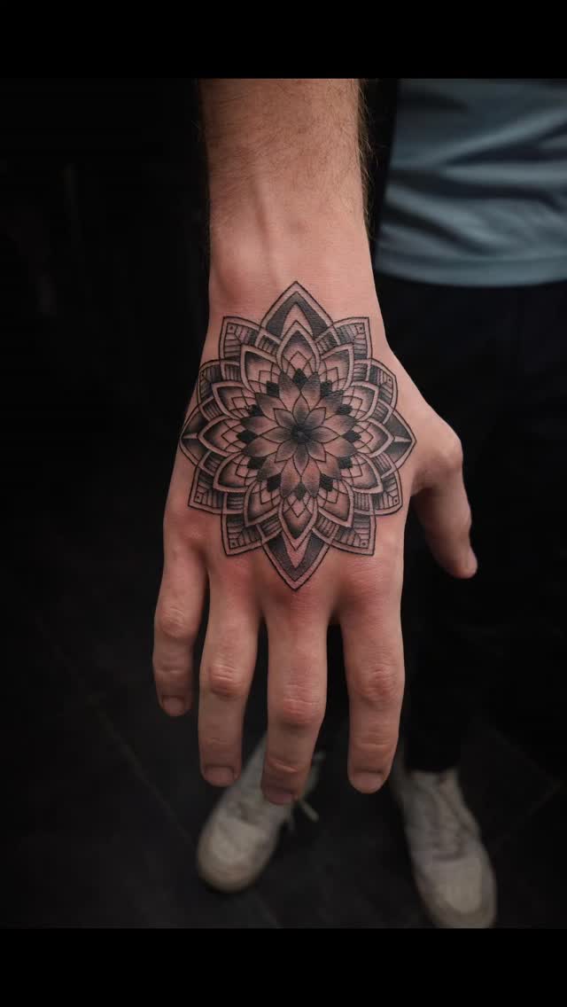 Tatouage de Studio Vicky Tattoo