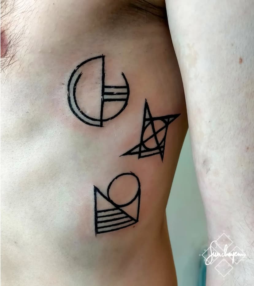 Tatouage de Sun Tattoo 21