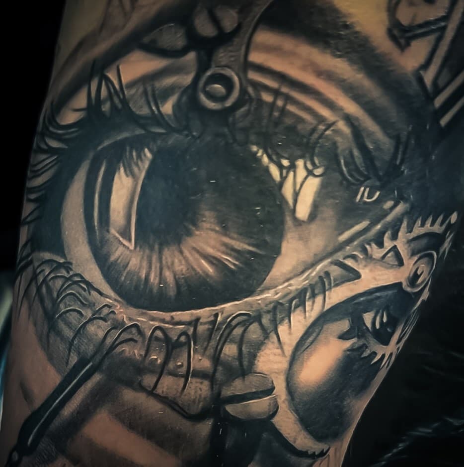 Tatouage par Tatouage Piercing InKside TattooShop Poitiers