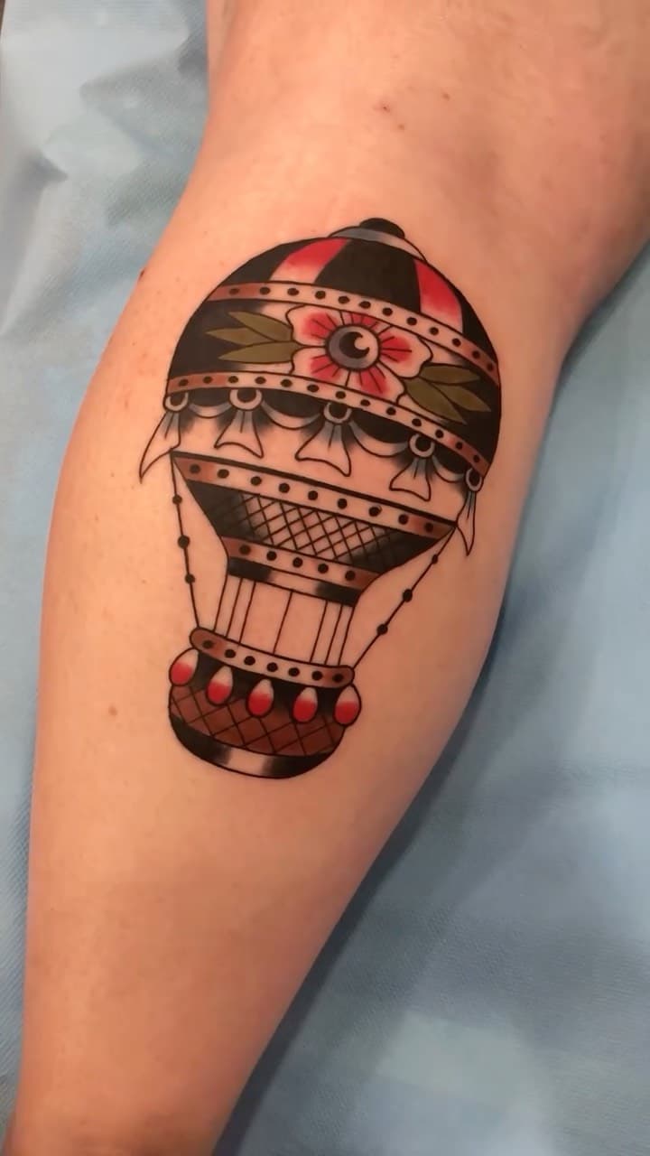 Tatouage de Tatoueur à Rezé Classic Tattoo