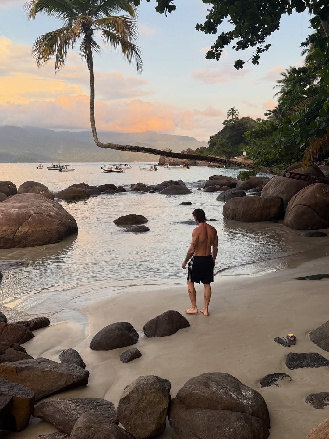 Tatouage par Sombre Eclair Tattoo Shop