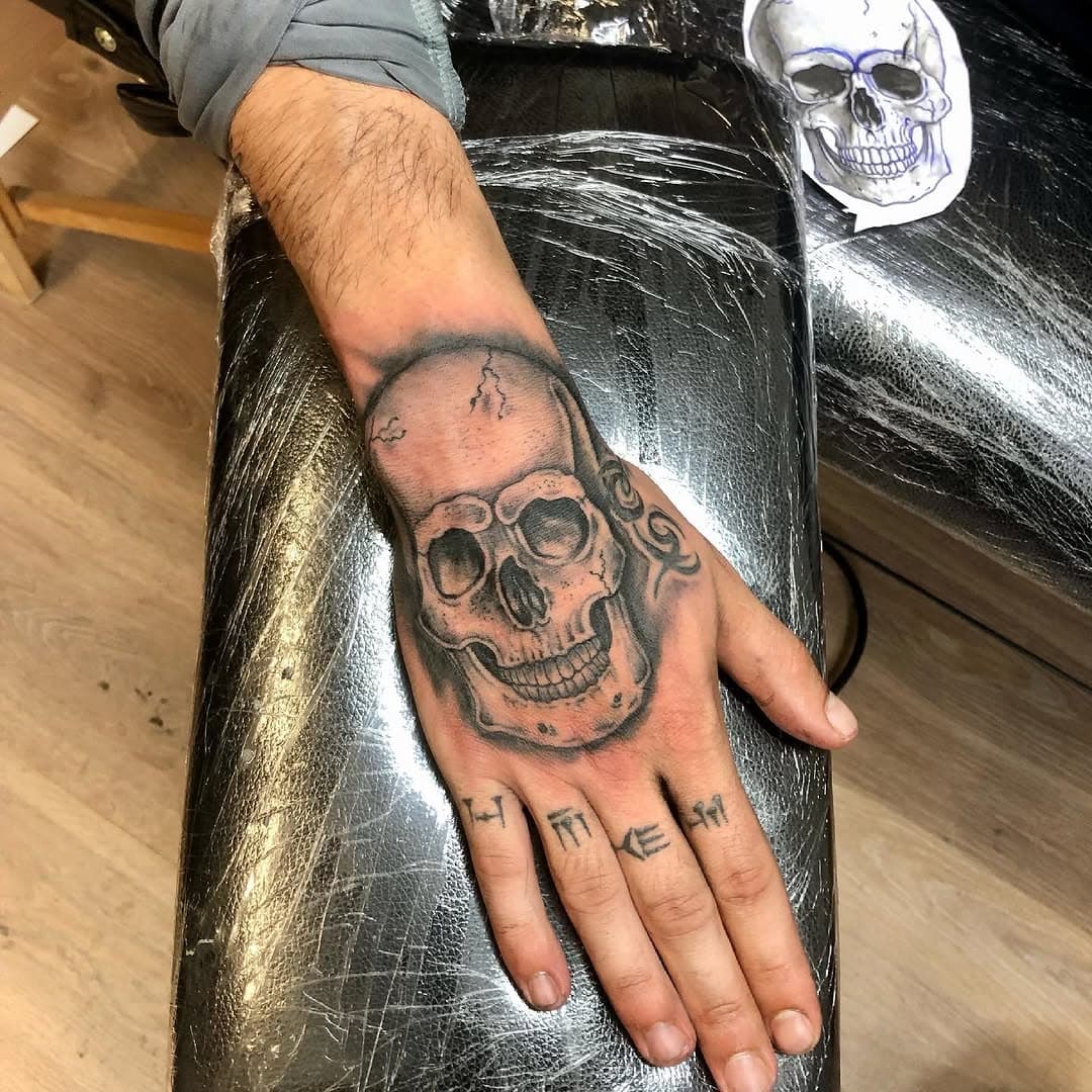 Tatouage par Tattoo Shop 131