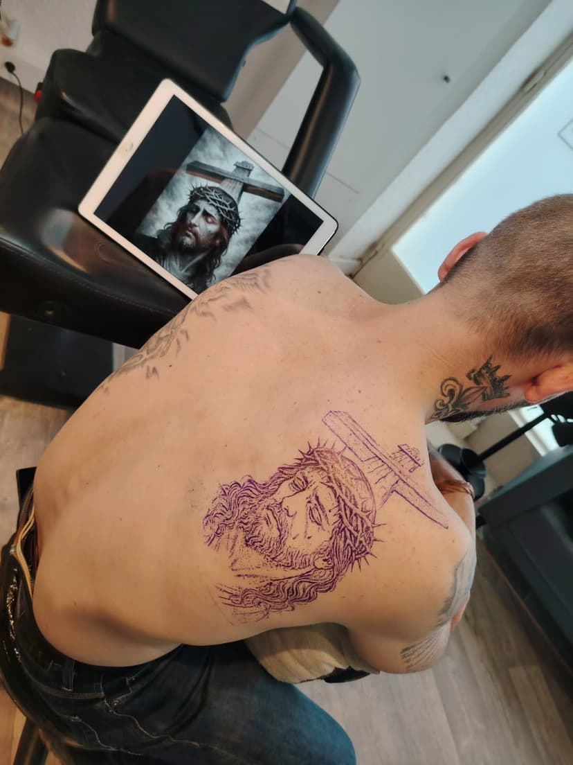 Tatouage de Tattoo Studio Le 46