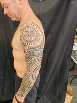 Tattoo-Nui ( tatoueur Tahitien )