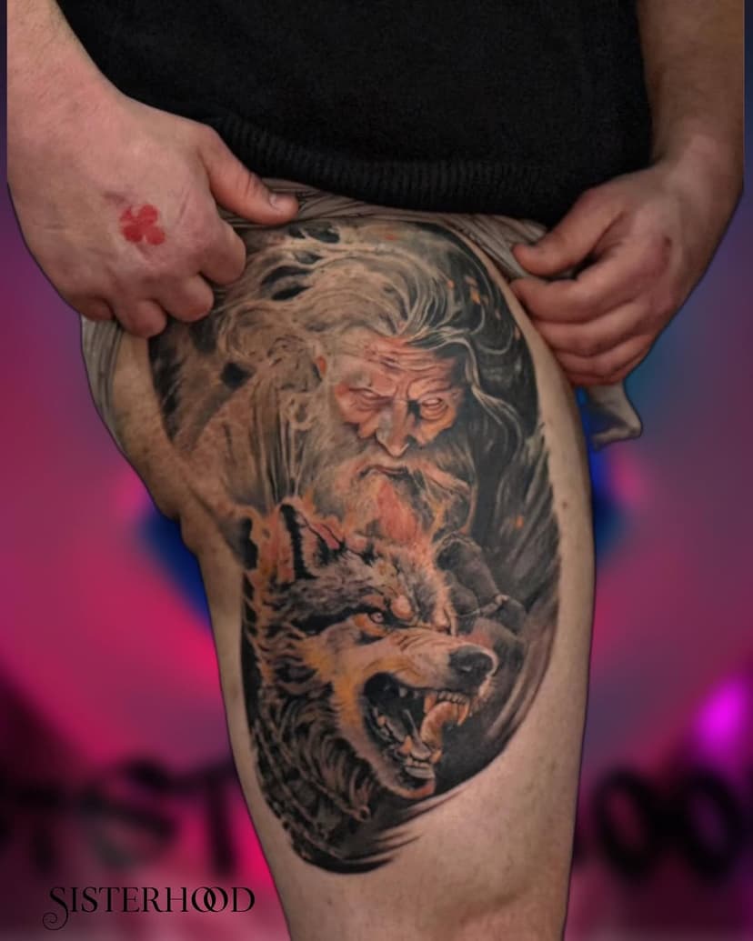 Tatouage de TattooShopLens (SisterHood & BigSiger)