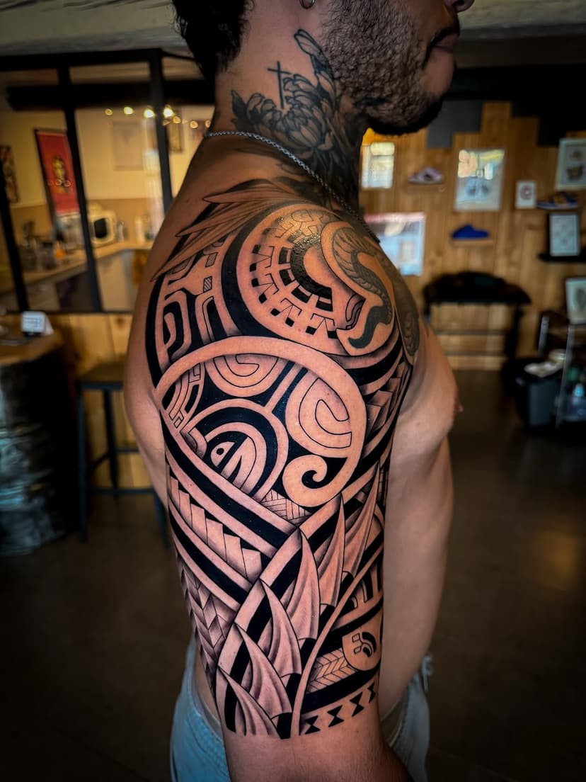 Tatouage de Te Hana Tatau - Tatoueur Polynésien