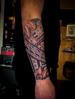 Te Hana Tatau - Tatoueur Polynésien