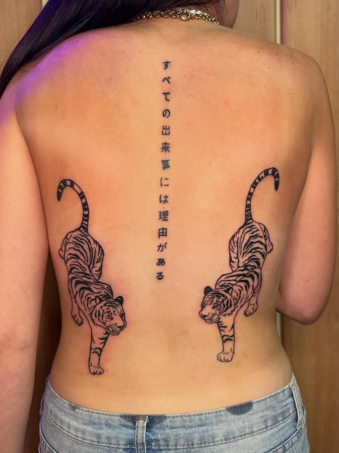 Tatouage par The Raven’s Nest Tattoo