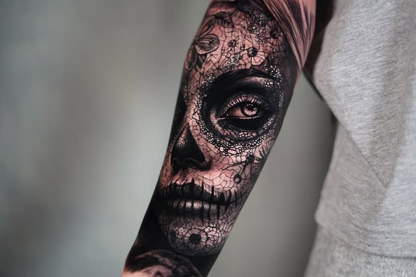 Tatouage de Tom Tattoo - Golfe de Saint-Tropez