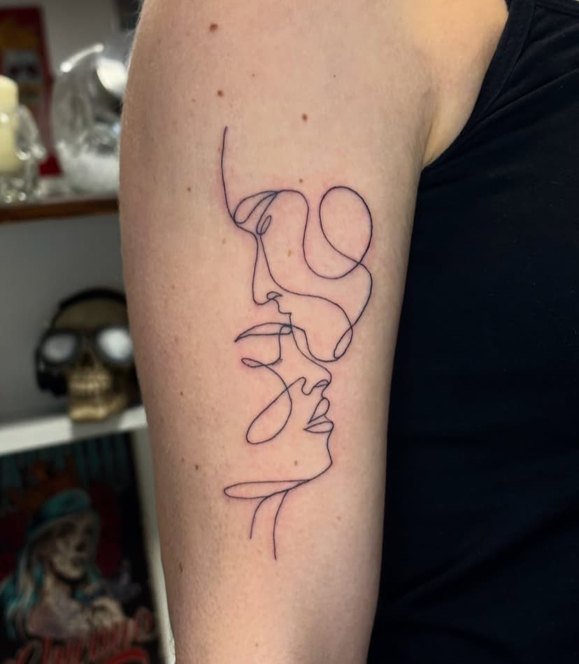 Tatouage de Tony Skull Tattoo