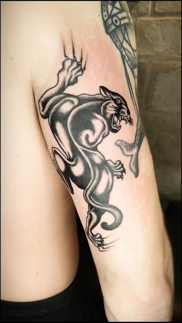 Tatouage par Mosquito Zach Tattoo