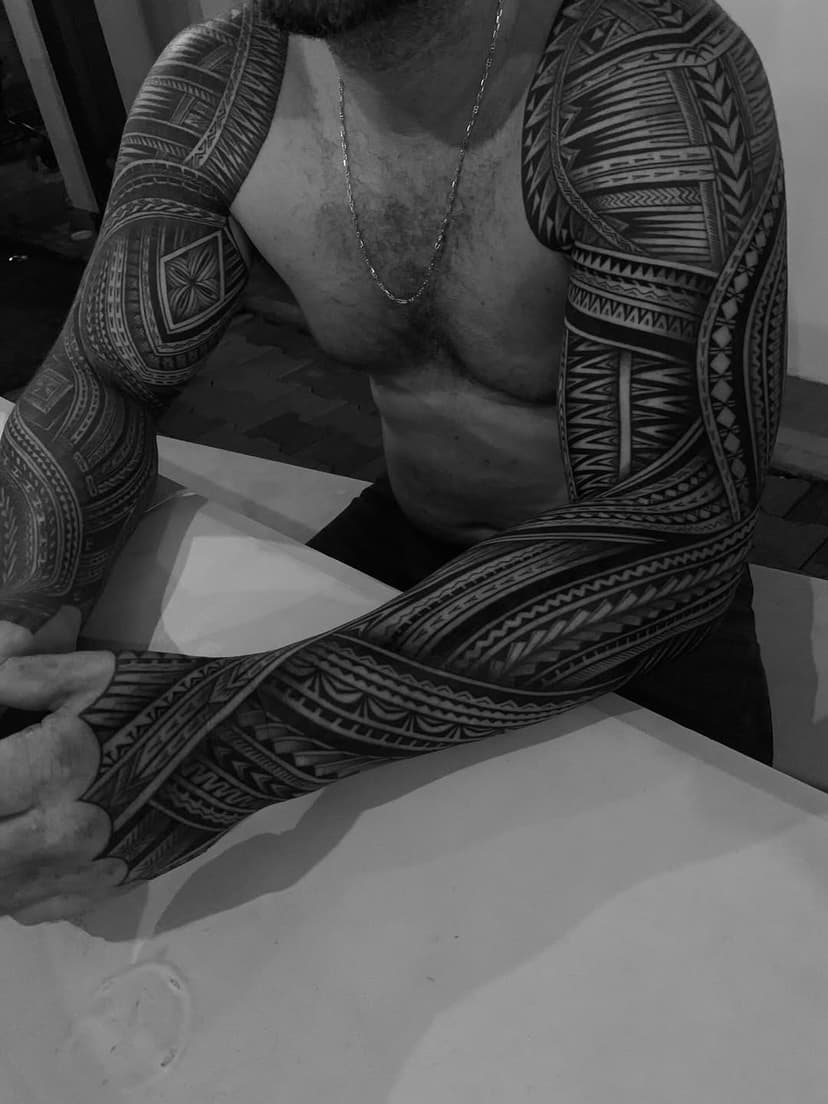 Tatouage de Vanavana Tattoo