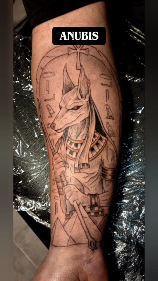 Tatouage de l'antre de l'ankou- salon de tatouage-piercing privé