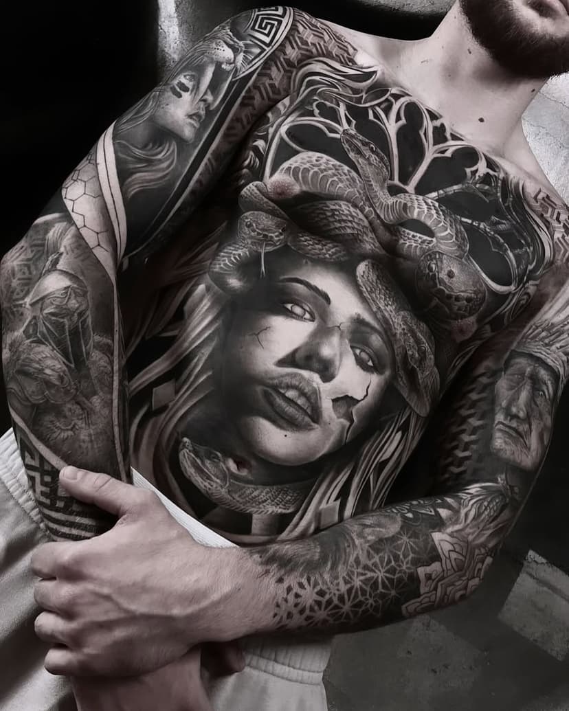 Tatouage de BLACK HILLS