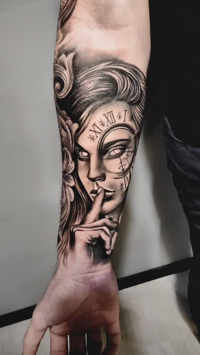 Tatouage de Fleur Bleue