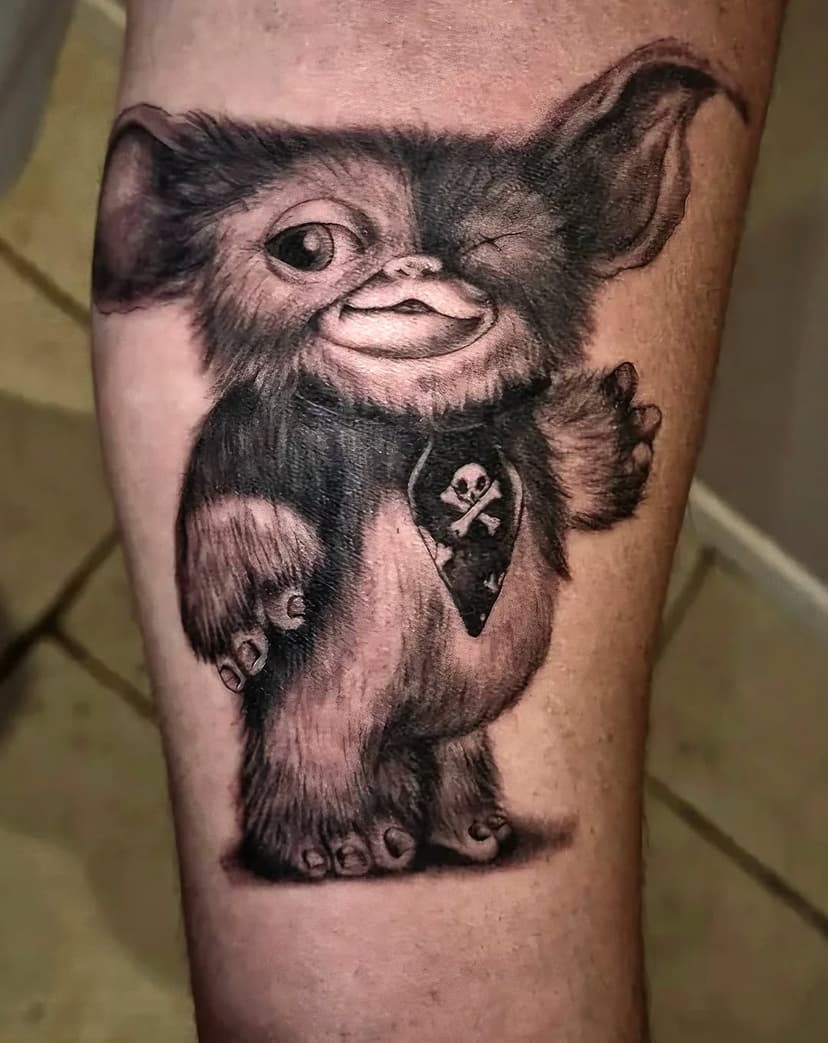 Tatouage de L'aiguille écarlate