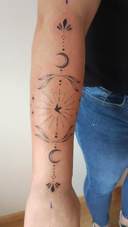 Tatouage de La Beauté Encrée