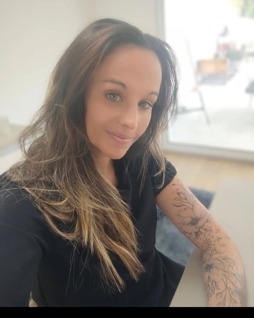 Tatouage de La Beauté Encrée