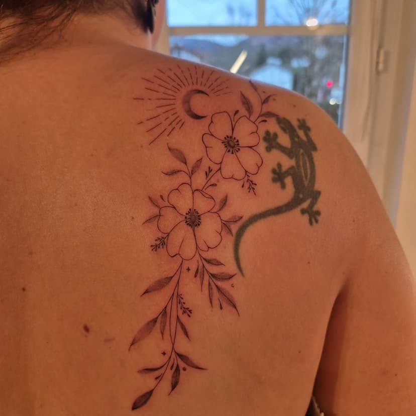 Tatouage de La Beauté Encrée