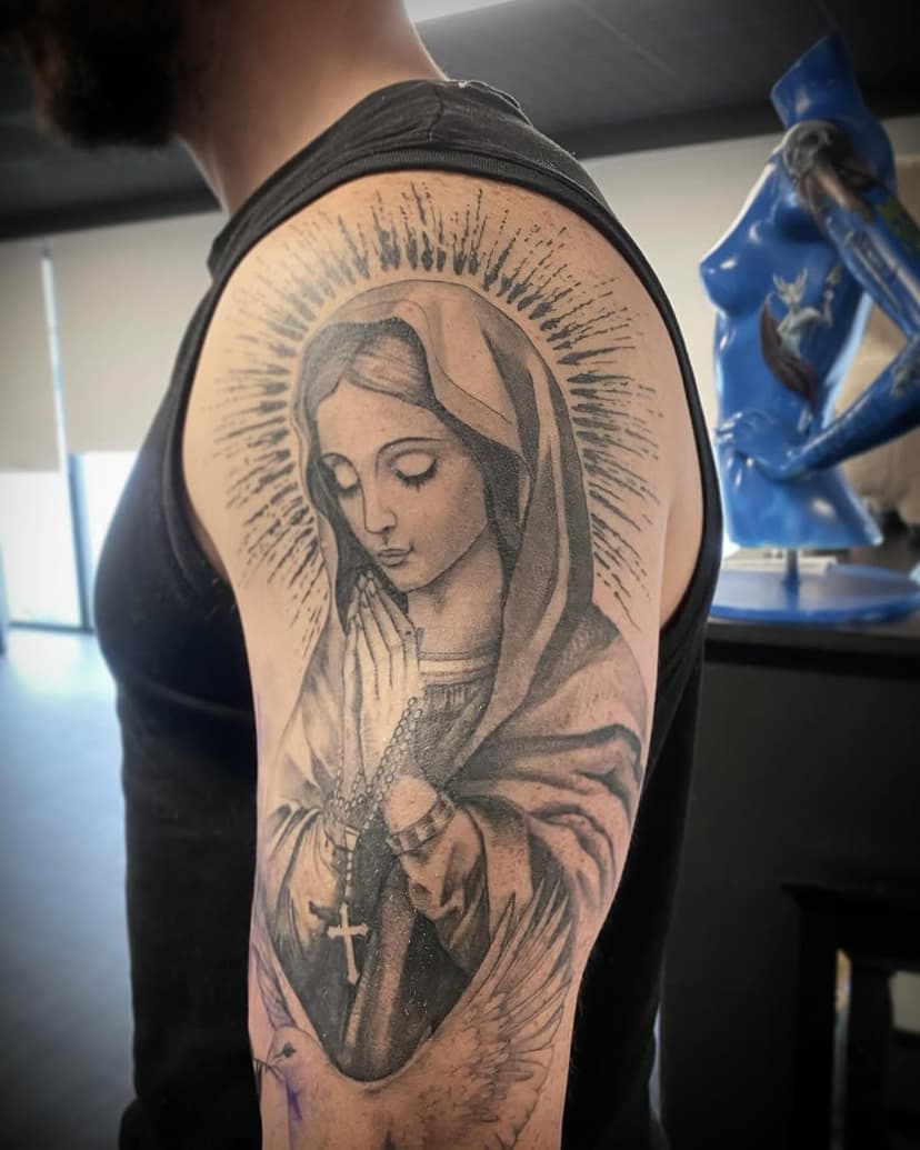 Tatouage de La Dent Bleue Tattoo