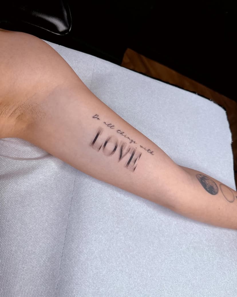 Tatouage de La Grotte Tattoo