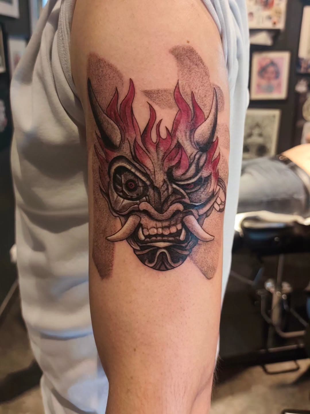 Tatouage par La petite voix tattoo