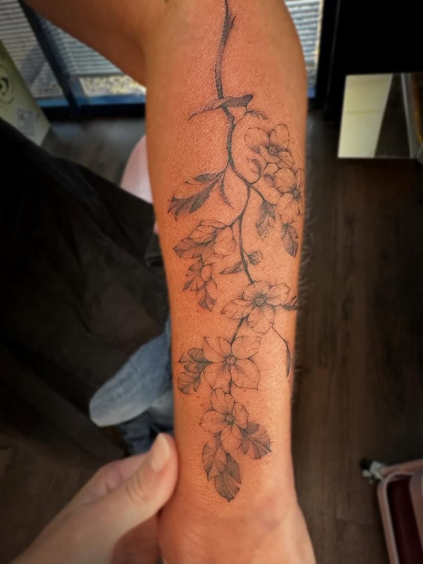 Tatouage de Laristik_tattoo