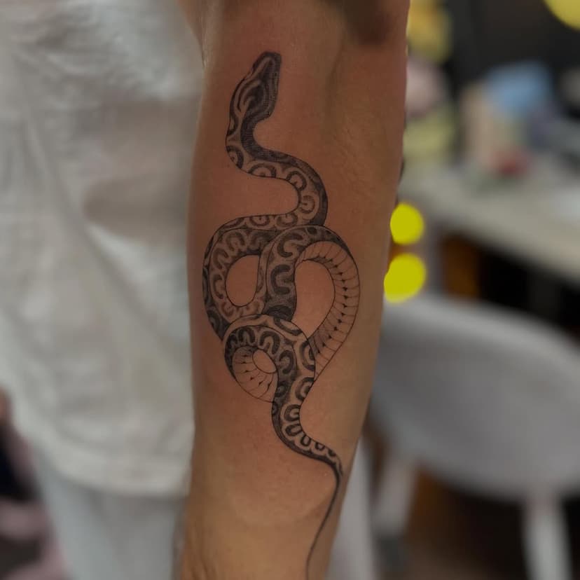 Tatouage de Laristik_tattoo